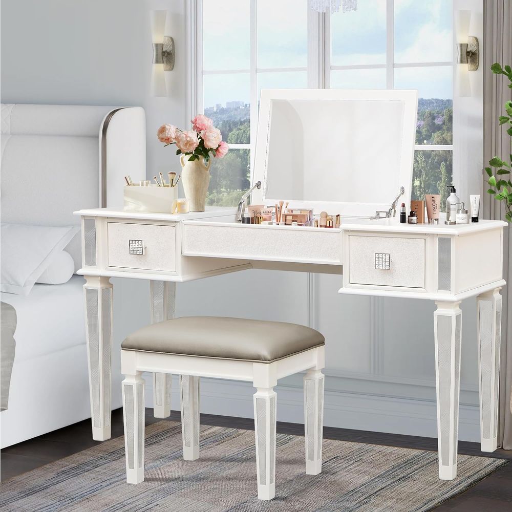 Mirrored Vanities Desk with De - огляд і ціна Desk Setup Bedroom