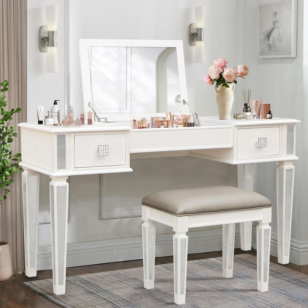 Mirrored Vanities Desk with De - огляд і ціна Desk Setup Bedroom